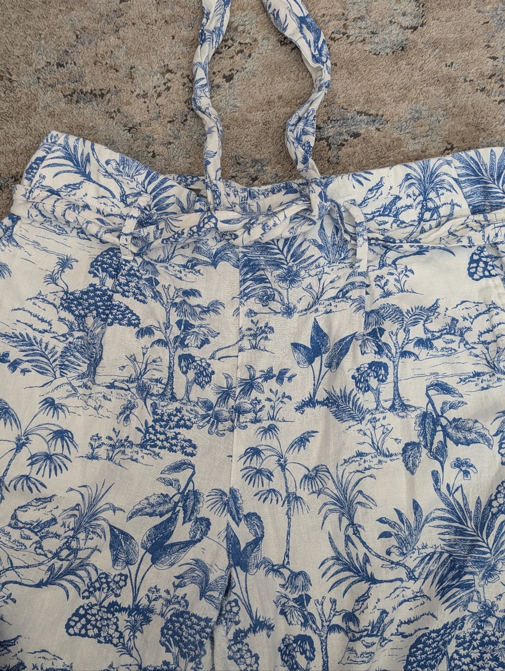 Nicole Miller Blue and White Printed Pants - Picture 2 of 5